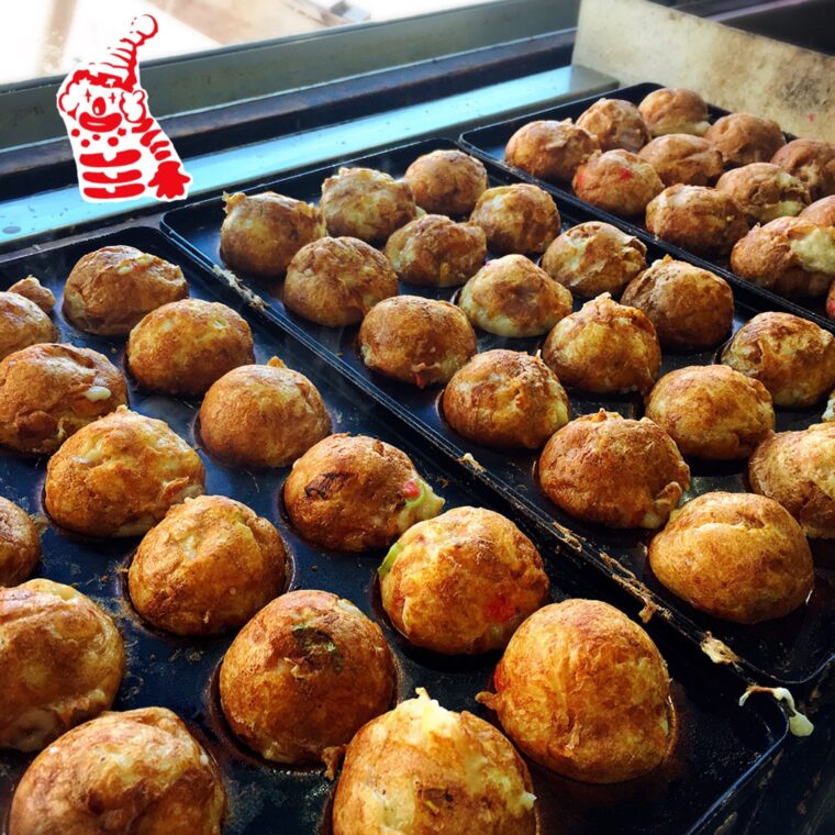 プロが教えるたこ焼きの粉の配合とふわとろの焼き方【たこ焼き屋|現場写真